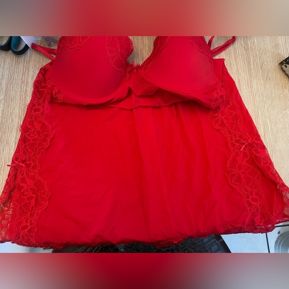 Victoria’s Secret Satin And Lace Embellished Cupped Mini Slip 34D - Picture 8 of 10